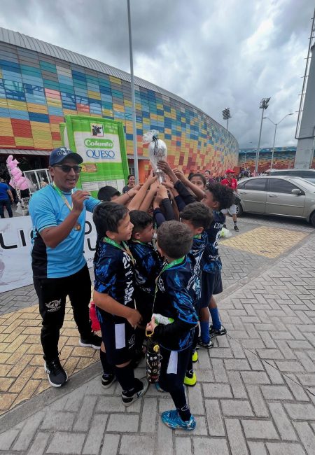 508325651_18385395793190082_992226433164360807_n